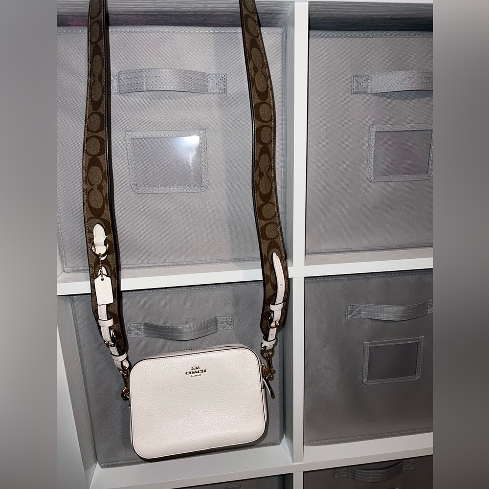 Coach mini camera bag - Picture 2 of 6